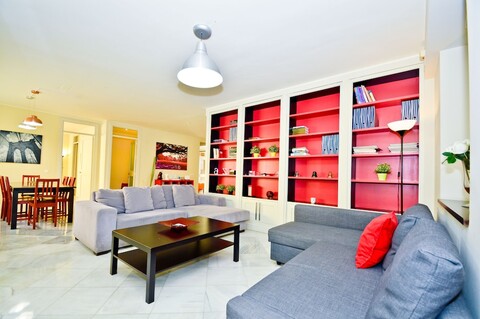 더 센트랄 스위트 & 아파트먼츠