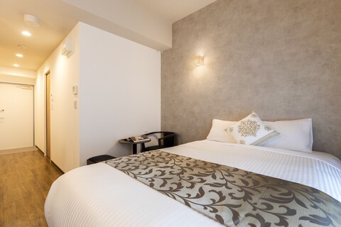 미스터 킨조 인 나하