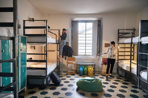 마다마 호스텔 & 비스트로트