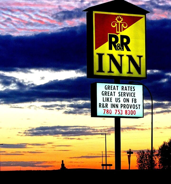 R&R 인-i