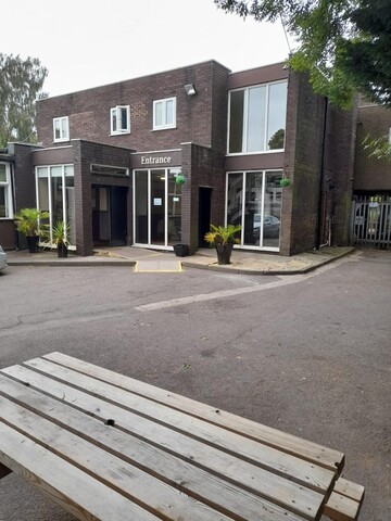 디 애비뉴 로지