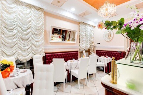 캐롤라인 스위트