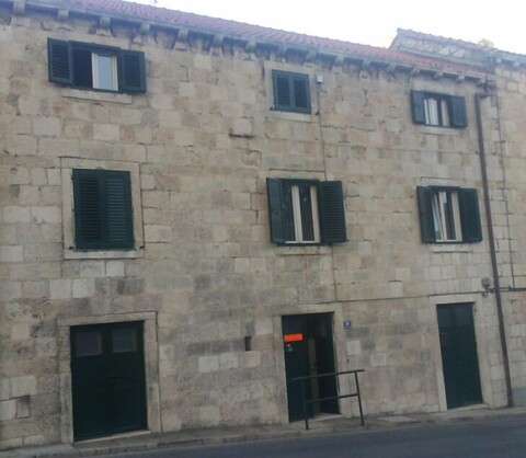 룸스 가든 - 호스텔