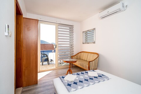 아파트먼트 & 룸 알란