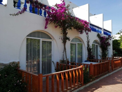 야시 비치 호텔