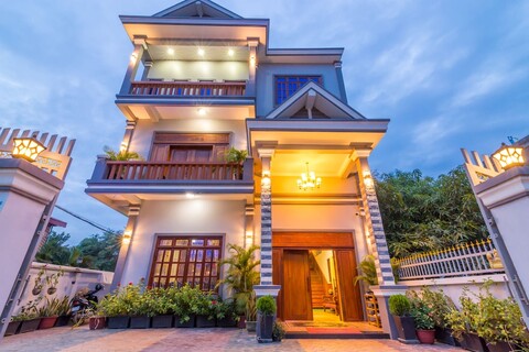 아니자 앙코르 빌라