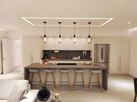 1등 럭셔리 웨어하우스