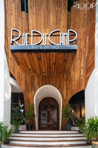 Rue Du Camp Service Apartments