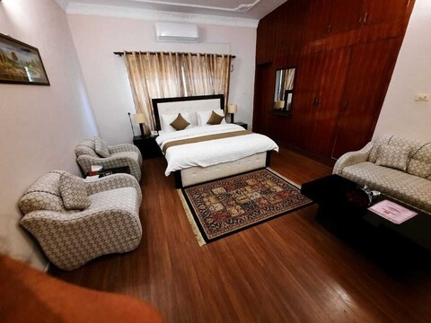 프리미어 인 빌라