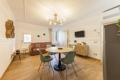 로제 바이 메가