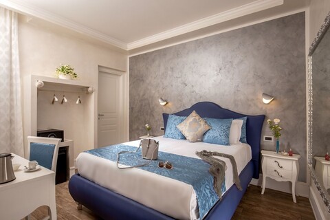 이 피우미 디 나보나