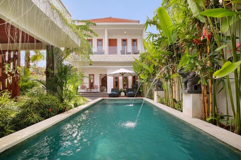 아스카라 빌라 울루와투