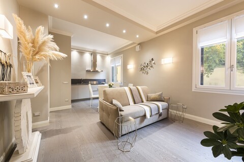 미켈란젤로 하이드어웨이 바이 메가