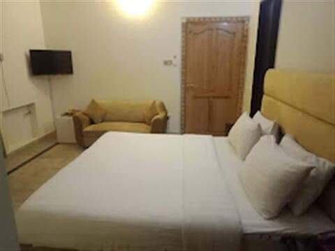 이그제큐티브 로얄 가든