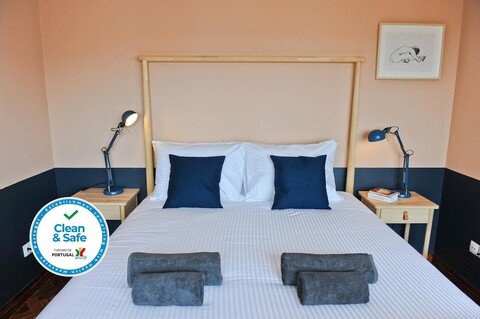 리스본의 마가리타의 날, 미샤의 플레이스 2C