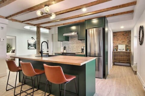 스펙테큘러 3 Bdrm 올드 퀘벡 펜트하우스