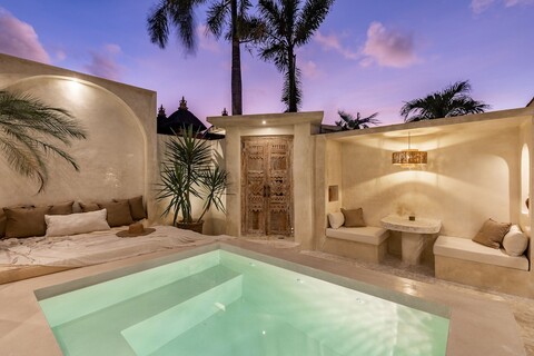 럭스 & 유니크 허니문 보카미 스위트-2, 오리비스타 제공