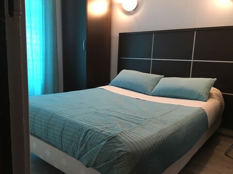 오텔 뒤 글로브 18