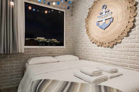 투스테이 아테네