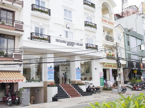 호앙 민 초 호텔