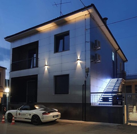 로카치오네 투리스티카 카사노스트라