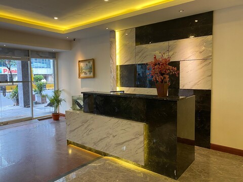 호텔 무티아라 코타 투아