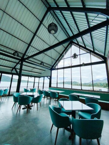 루사 바이 더 레이크