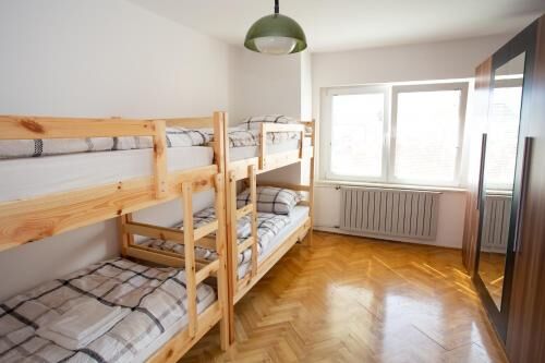 Hostel LakeBled-i