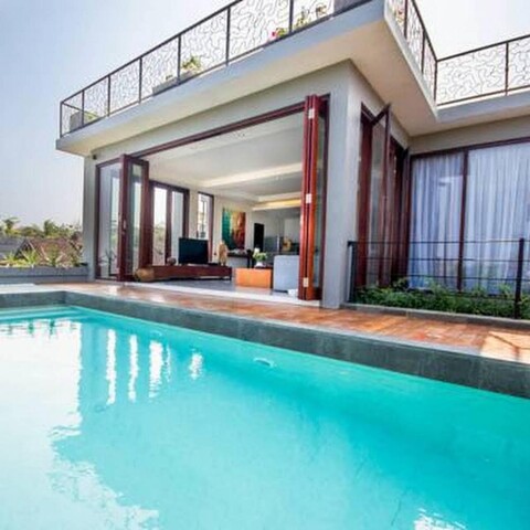 엘미나 빌라 웅가산 발리