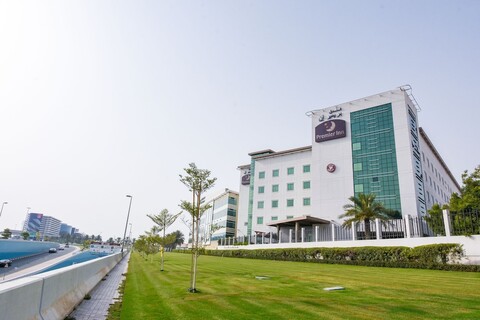 프리미어 인 두바이 인터내셔널 에어포트