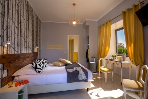 어번 가든 호텔