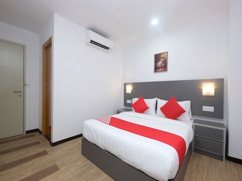 오요 44043 퍼스트 가든 호텔