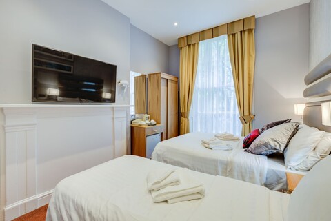 애드미럴 호텔 앳 파크 애비뉴