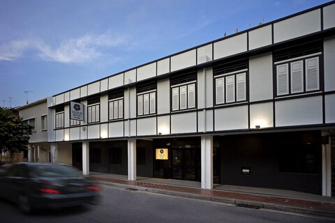 베뉴 호텔 - 더 릴리