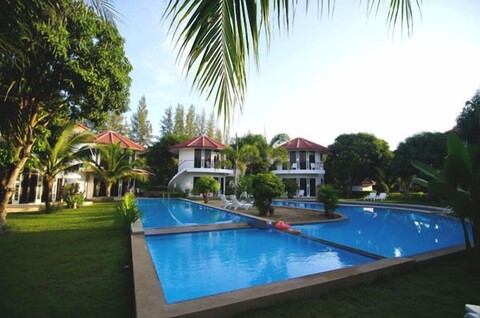 망고 스파 컨트리 클럽