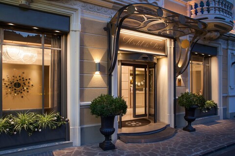 호텔 데이 피오리