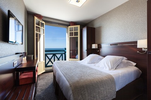 오텔 앙바사되흐스