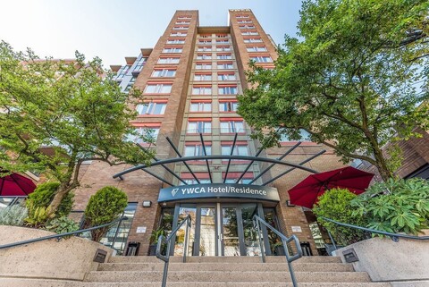 호텔 윌로 (구 YWCA 호텔 밴쿠버)