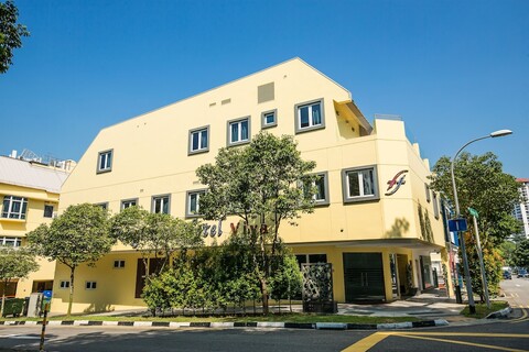 프라그랜스  호텔  - 비바