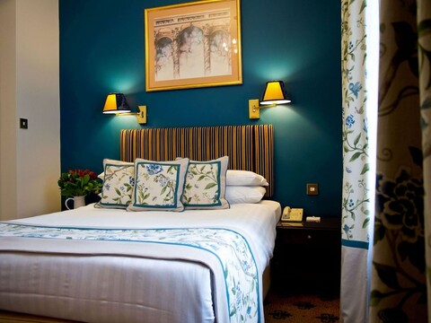 런던 로지 호텔