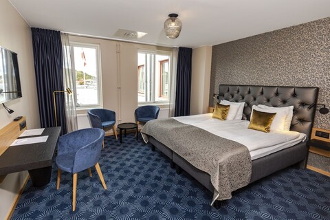 톤 호텔 도크야드