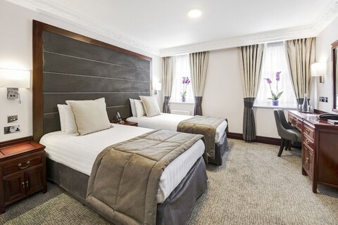 젬 피츠로비아 호텔