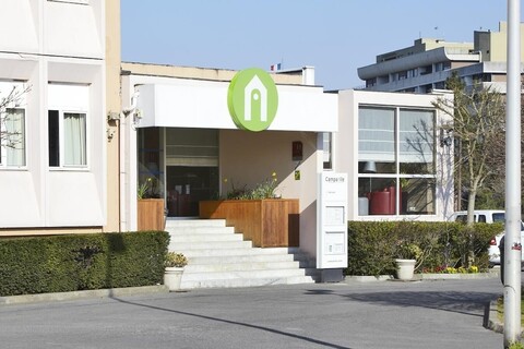 캄파닐 크레테일 센터