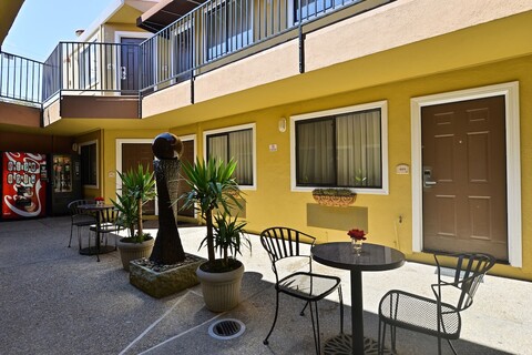 샌프란시스코 국제공항(SFO) 근처에 있는 여관