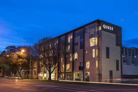 퀘스트 온 뷰몬트