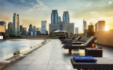 로열 쿠닌간 호텔