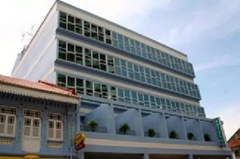 호텔  81 엘레강스