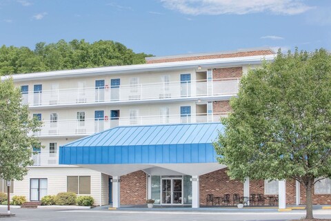 하워드 존슨 바이 윈덤 스톤튼