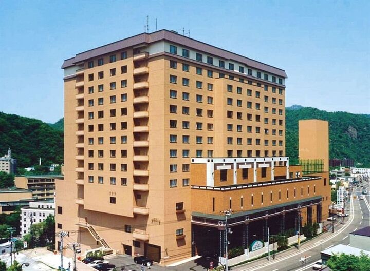 조잔케이 만세이카쿠 호텔 밀리오네