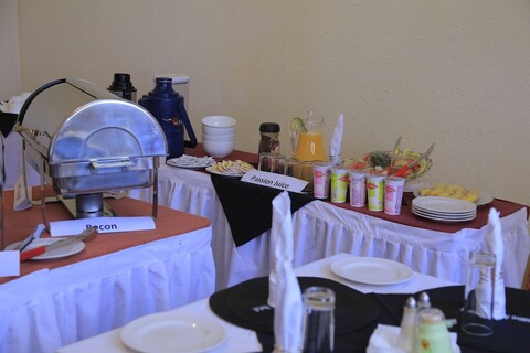 이그제큐티브 에어포트 호텔